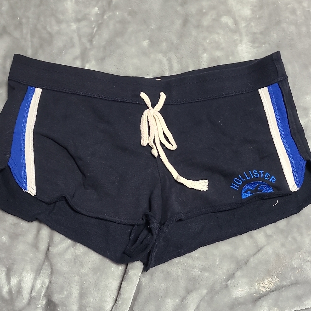 Hollister Women's Black Shorts with Blue Accents